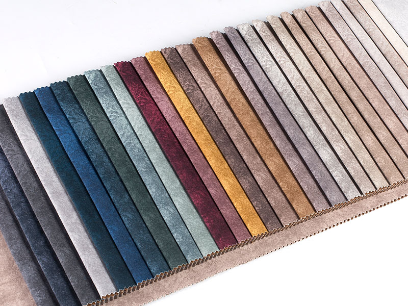 Tissu stratifié en velours imprimé polyvalent: parfait pour les vêtements, la décoration intérieure et plus
