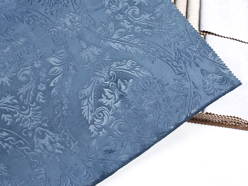 Options de conception personnalisables pour le tissu en velours en relief teint