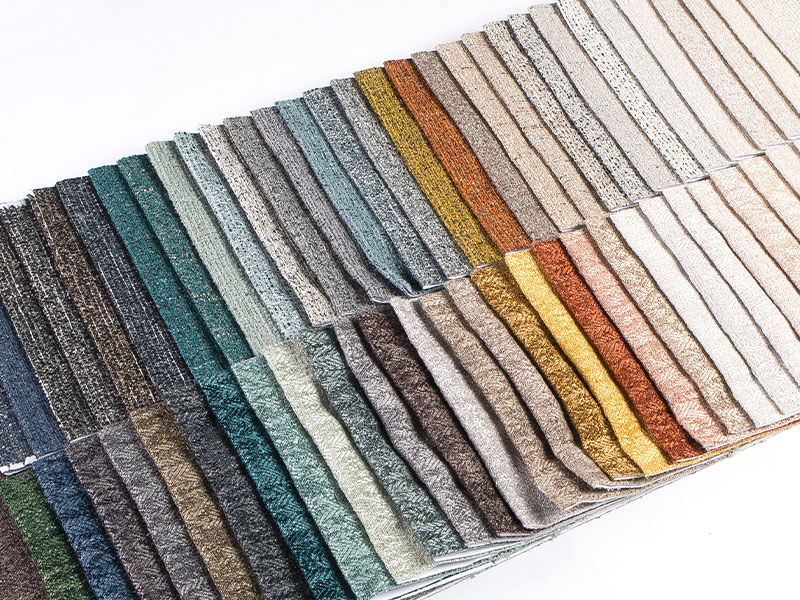 Tissu de chenille ordinaire: matériau de haute qualité pour la mode et les produits ménagers